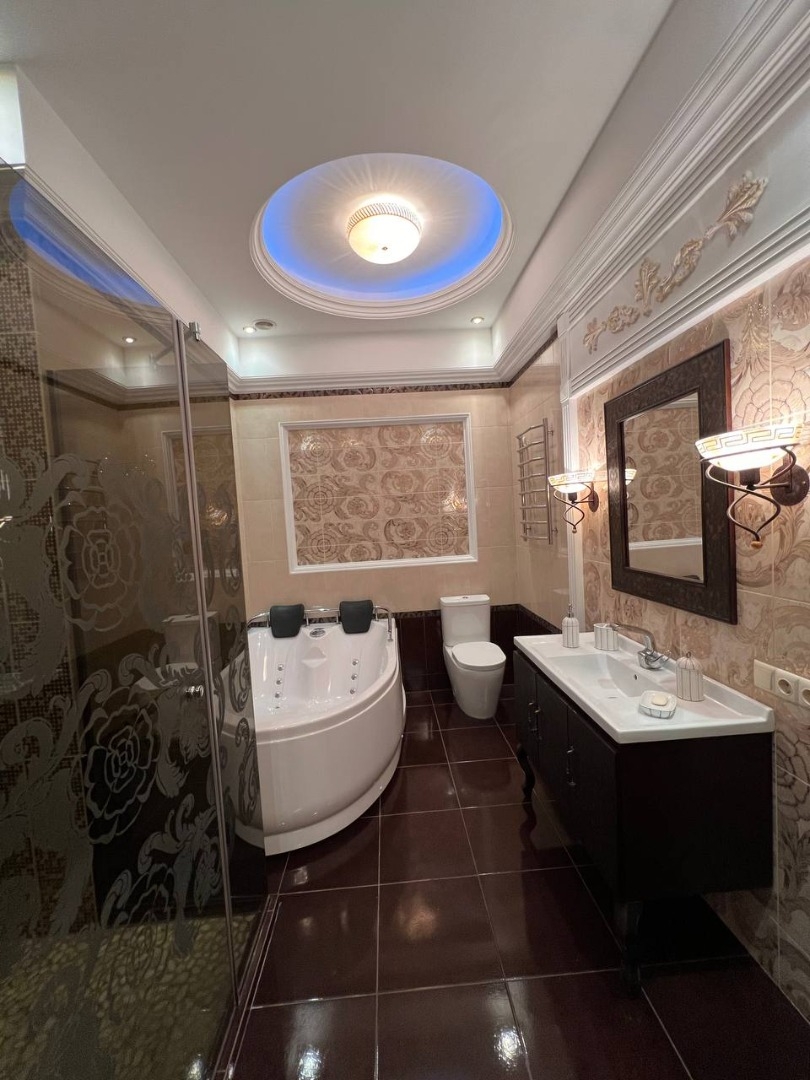 продажа двухкомнатной квартиры номер A-173358 в Приморском районе, фото номер 8